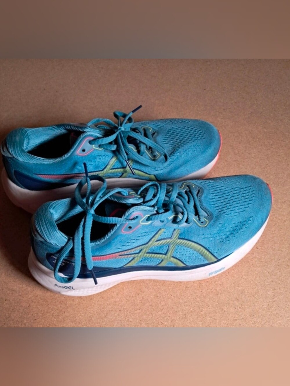 Women's ASICS Gel Kayano Running Shoes, Size 9.5